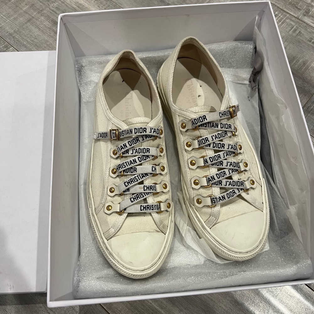 DIOR Walk’N’Dior White Sneakers